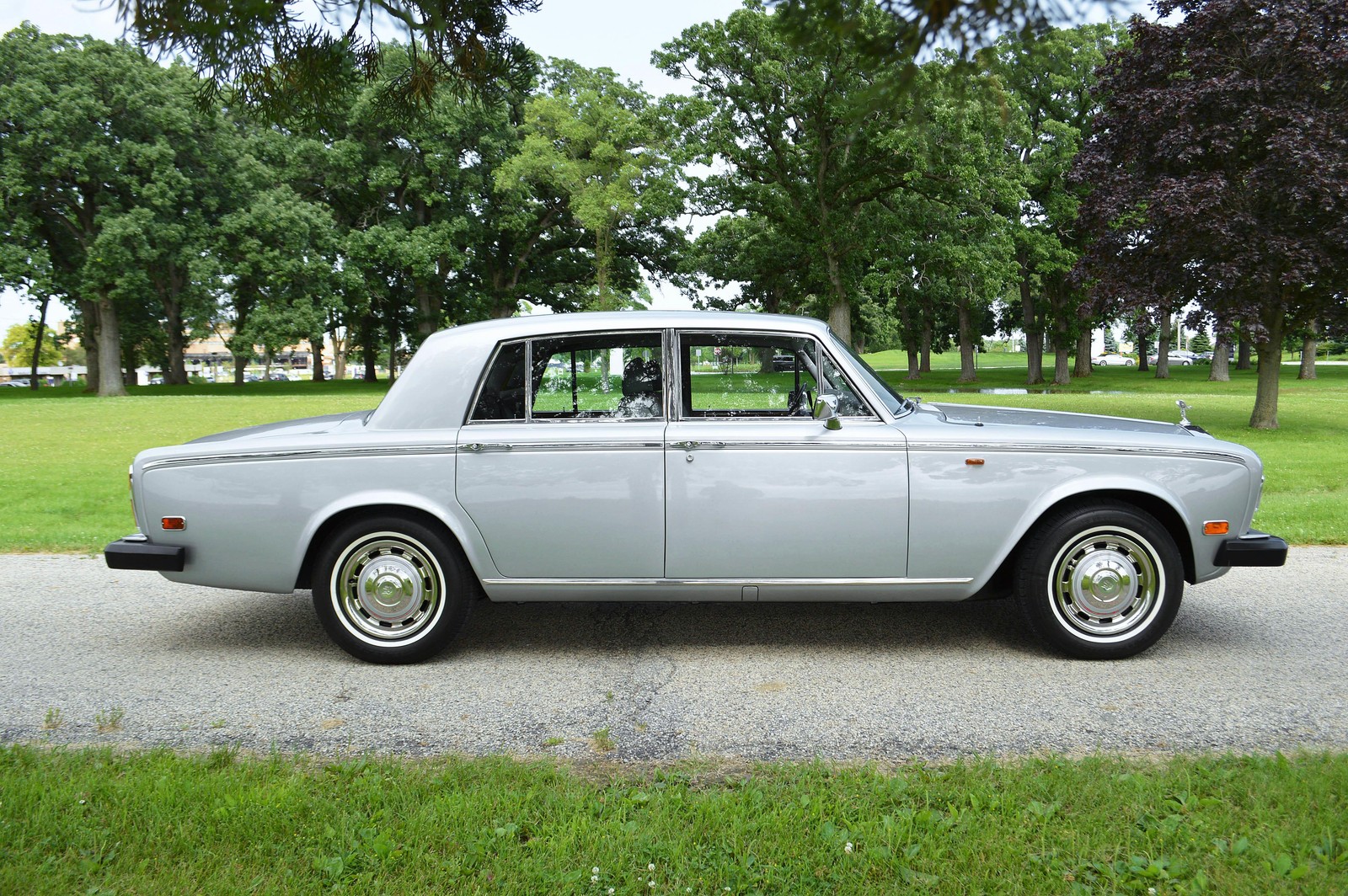 Rolls-Royce-Silver-Shadow-II-1979-6