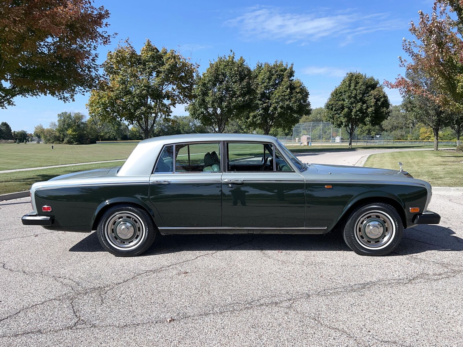 Rolls-Royce-Silver-Shadow-II-1979-8