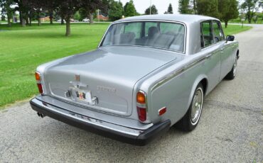 Rolls-Royce-Silver-Shadow-II-1979-9