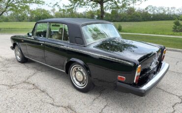 Rolls-Royce-Silver-Shadow-II-1979-Sedan-10