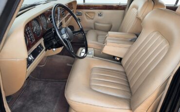 Rolls-Royce-Silver-Shadow-II-1979-Sedan-22