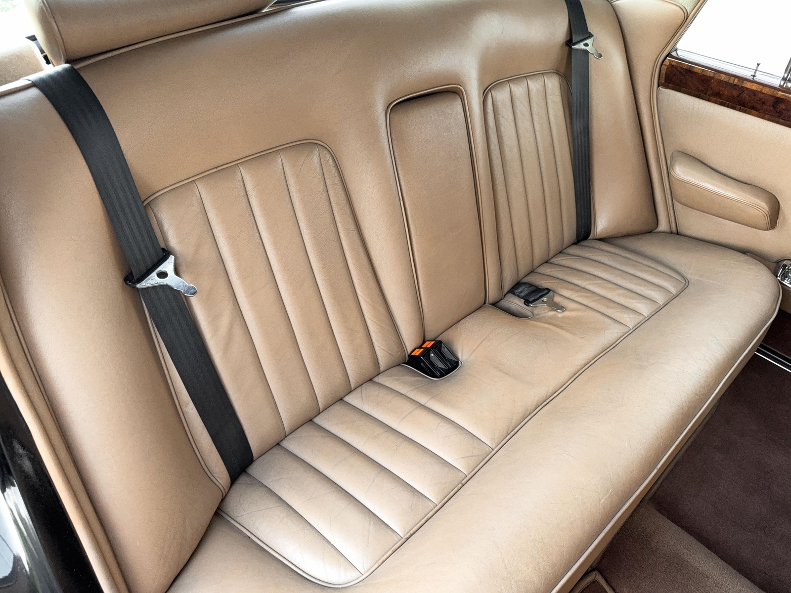 Rolls-Royce-Silver-Shadow-II-1979-Sedan-26