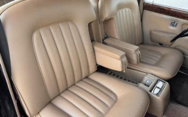 Rolls-Royce-Silver-Shadow-II-1979-Sedan-29