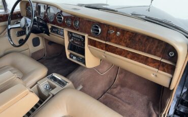 Rolls-Royce-Silver-Shadow-II-1979-Sedan-31