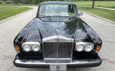 Rolls-Royce-Silver-Shadow-II-1979-Sedan-4