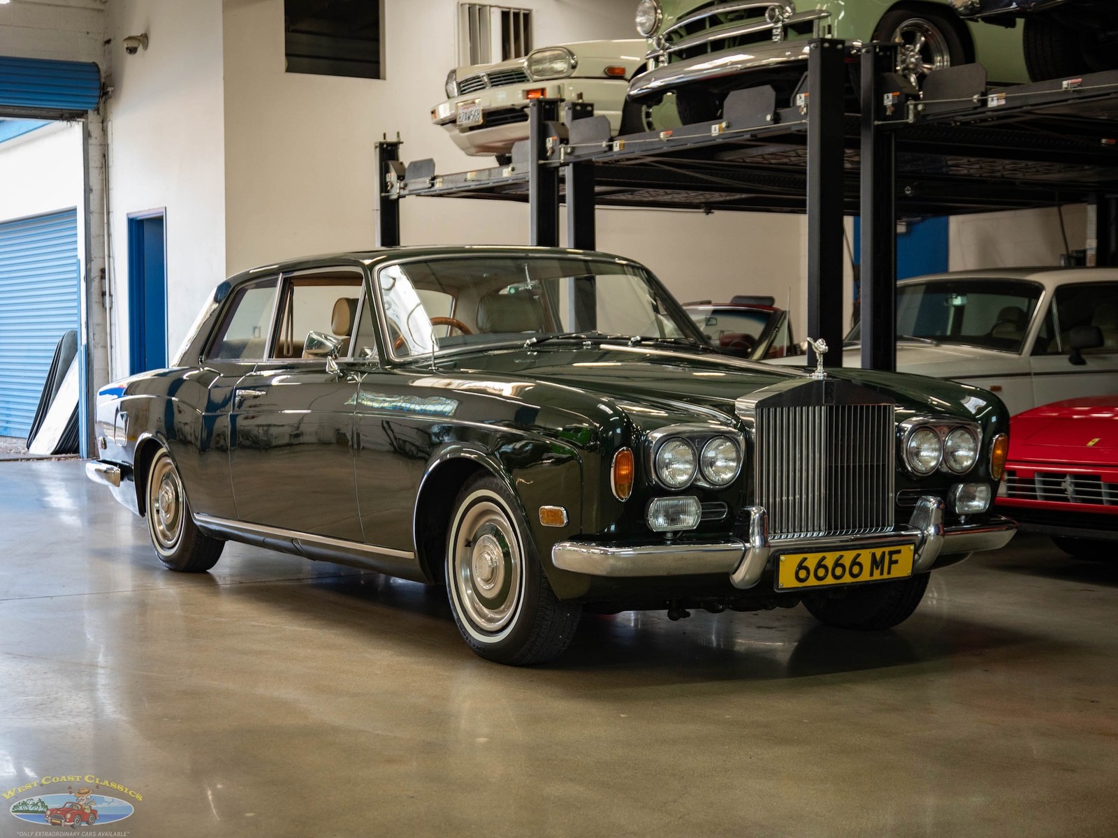 Rolls-Royce-Silver-Shadow-Mulliner-Park-Ward-1969-2-Door-Coupe-10