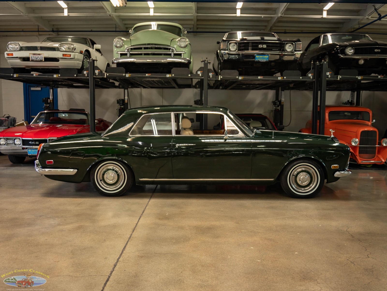 Rolls-Royce-Silver-Shadow-Mulliner-Park-Ward-1969-2-Door-Coupe-2