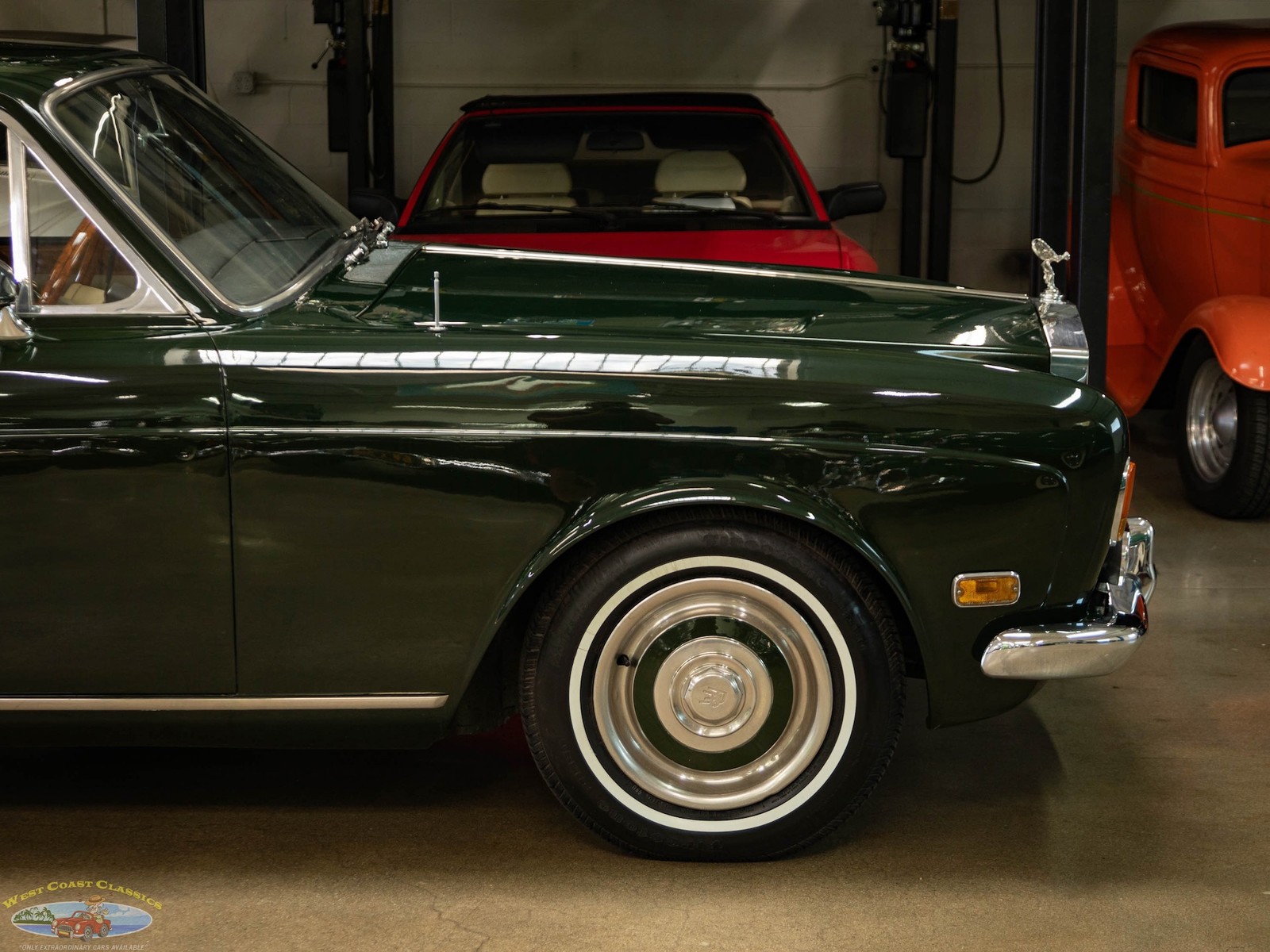 Rolls-Royce-Silver-Shadow-Mulliner-Park-Ward-1969-2-Door-Coupe-3