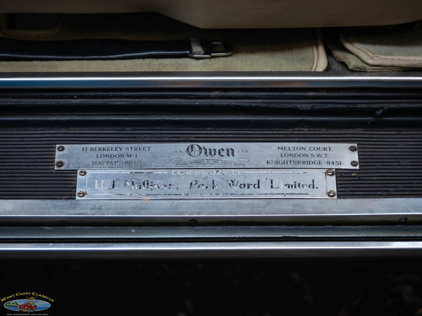 Rolls-Royce-Silver-Shadow-Mulliner-Park-Ward-1969-2-Door-Coupe-33