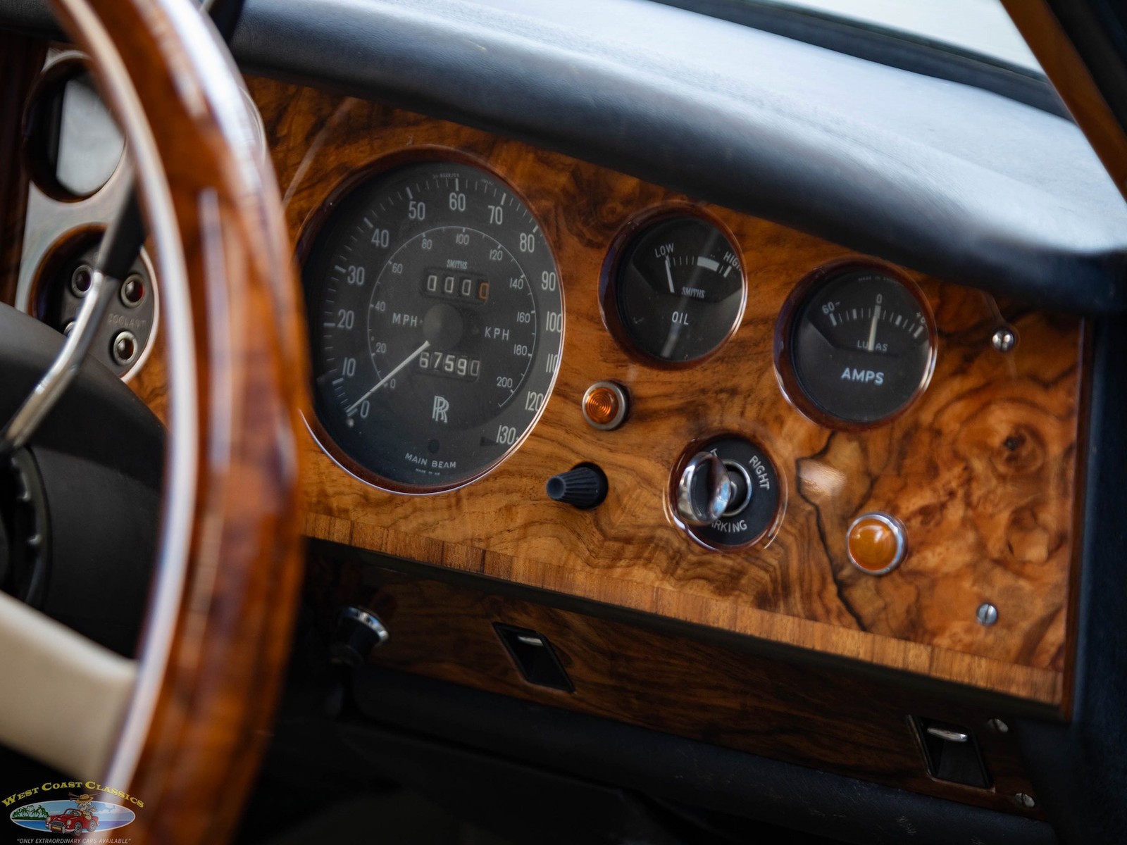 Rolls-Royce-Silver-Shadow-Mulliner-Park-Ward-1969-2-Door-Coupe-36