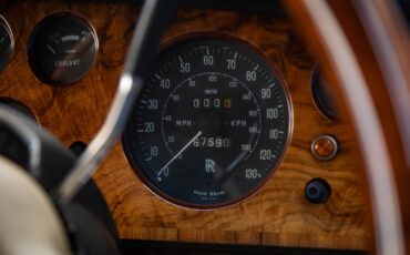 Rolls-Royce-Silver-Shadow-Mulliner-Park-Ward-1969-2-Door-Coupe-37