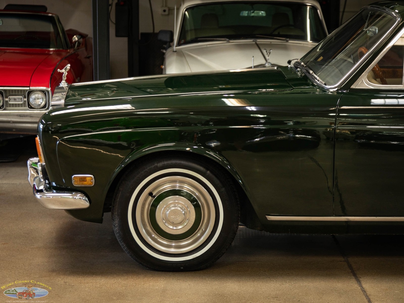 Rolls-Royce-Silver-Shadow-Mulliner-Park-Ward-1969-2-Door-Coupe-4