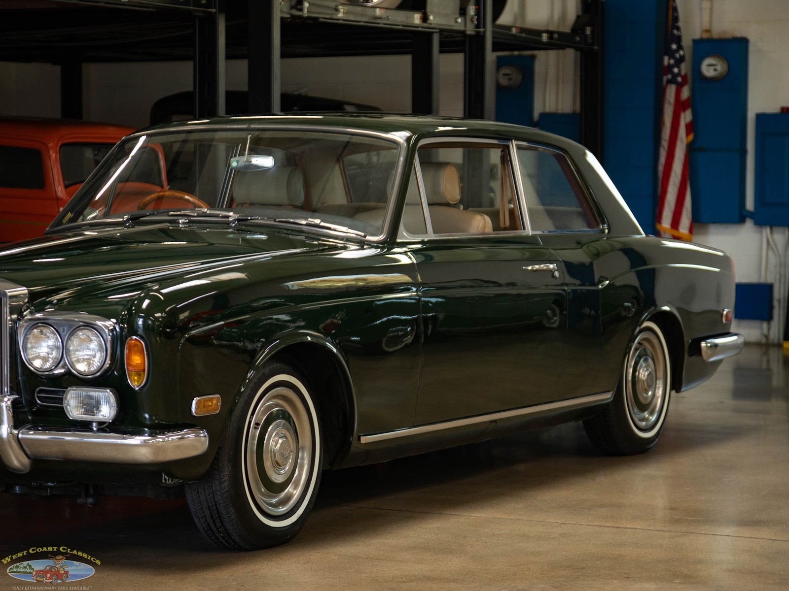 Rolls-Royce-Silver-Shadow-Mulliner-Park-Ward-1969-2-Door-Coupe-9