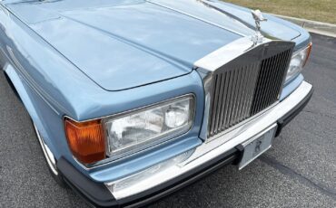 Rolls-Royce-Silver-SpiritSpurDawn-1987-34