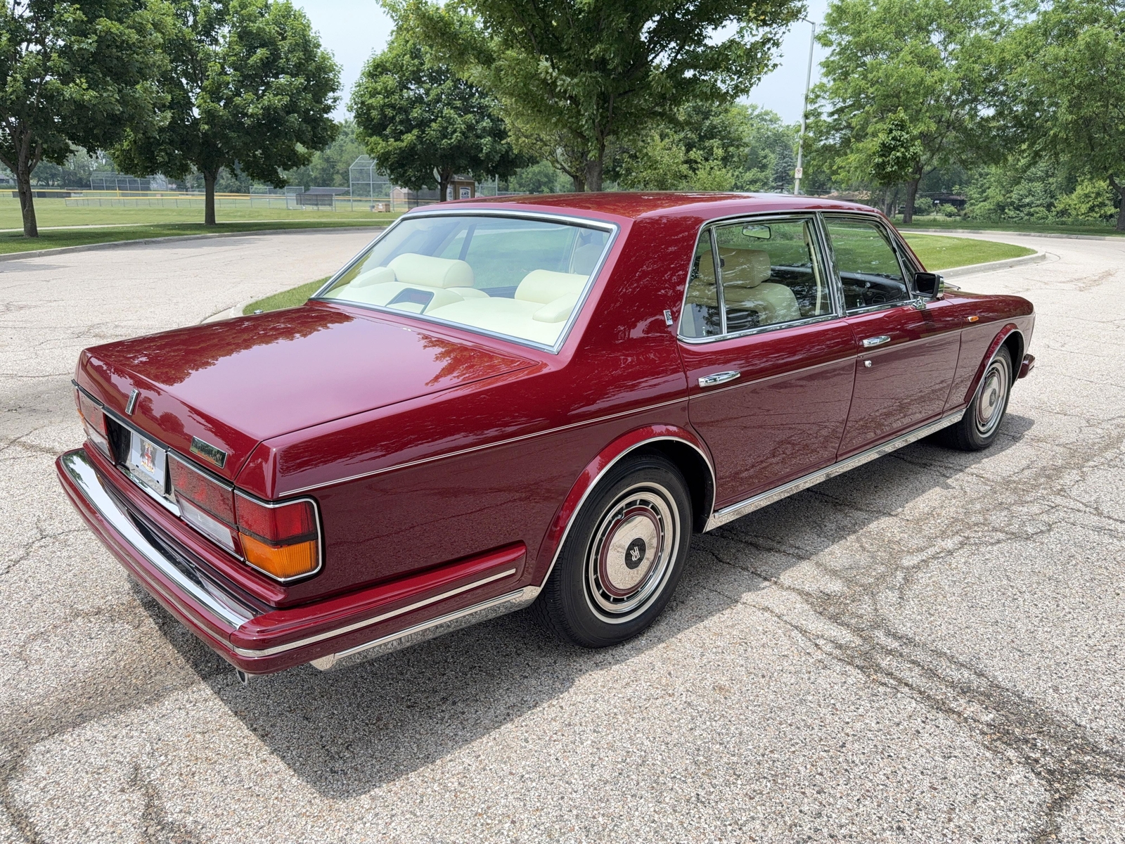Rolls-Royce-Silver-SpiritSpurDawn-1990-10