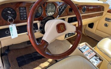 Rolls-Royce-Silver-Spur-1985-Sedan-17