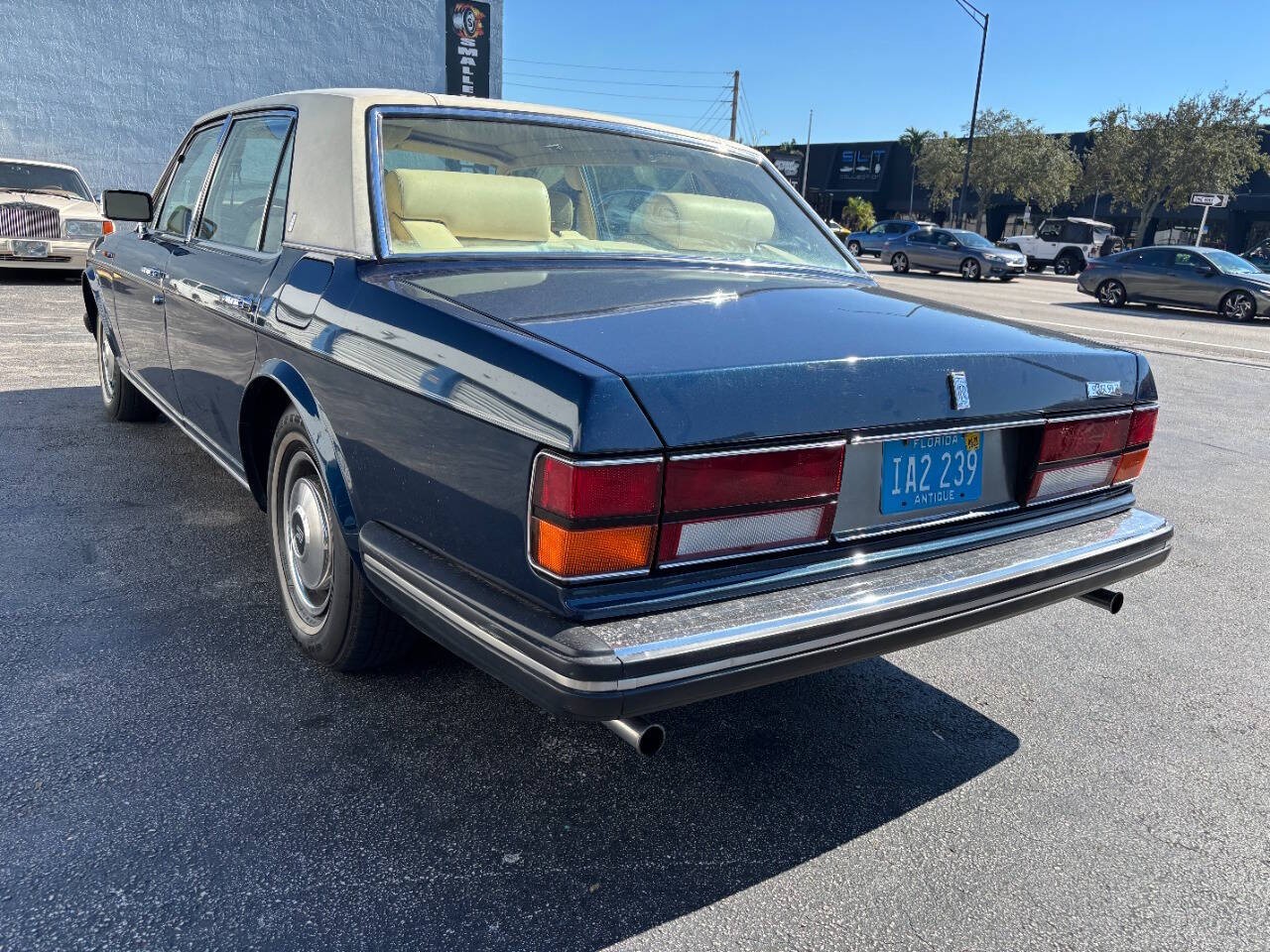 Rolls-Royce-Silver-Spur-1985-Sedan-3