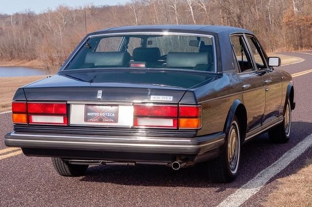 Rolls-Royce-Silver-Spur-1987-Sedan-10