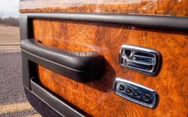 Rolls-Royce-Silver-Spur-1987-Sedan-14