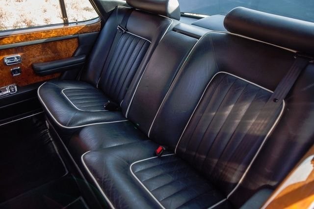 Rolls-Royce-Silver-Spur-1987-Sedan-15