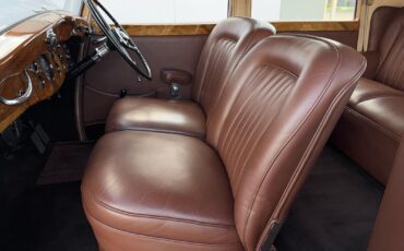 Rolls-Royce-Wraith-1939-24