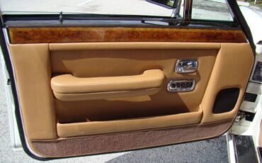 Rolls-royce-silver-spur-1988-2