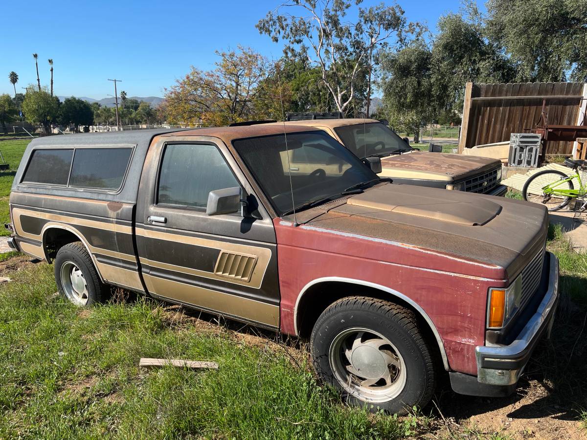 S-10-pickup-s-10-blazer-1984