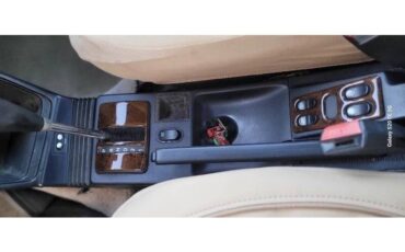 Saab-900-1988-black-33