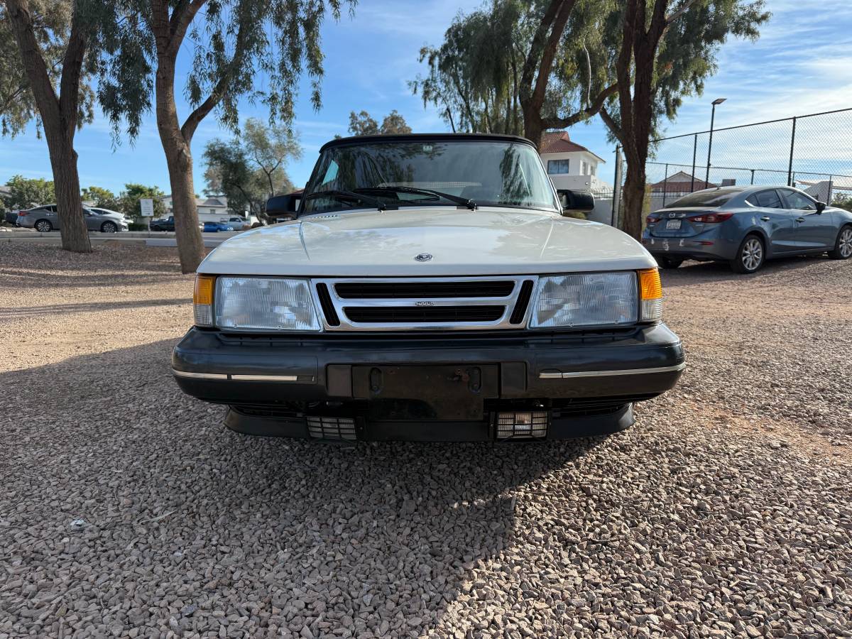 Saab-900-1990-3