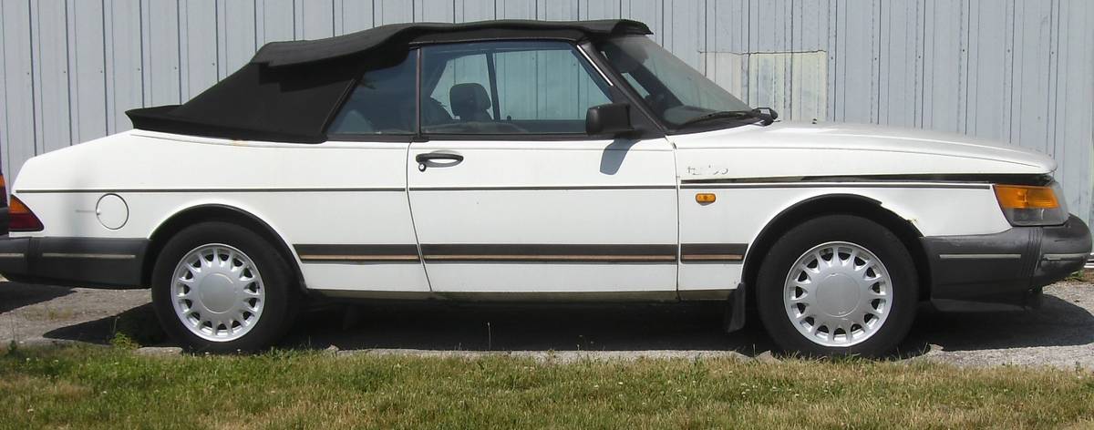 Saab-900-1991-black-1