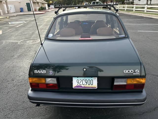 Saab-900-1992-4