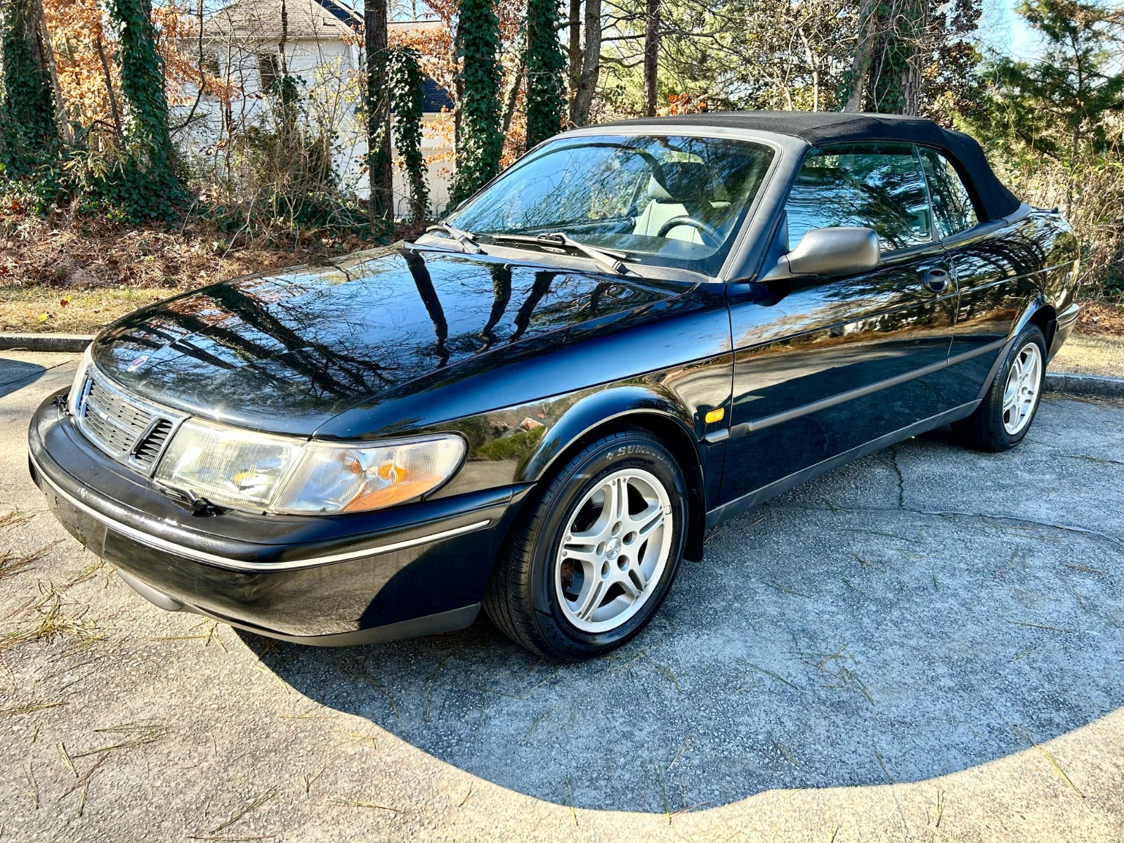 Saab-900-1995-Convertible-1