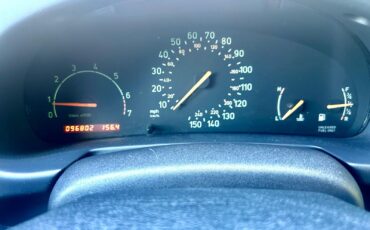 Saab-900-1995-Convertible-10