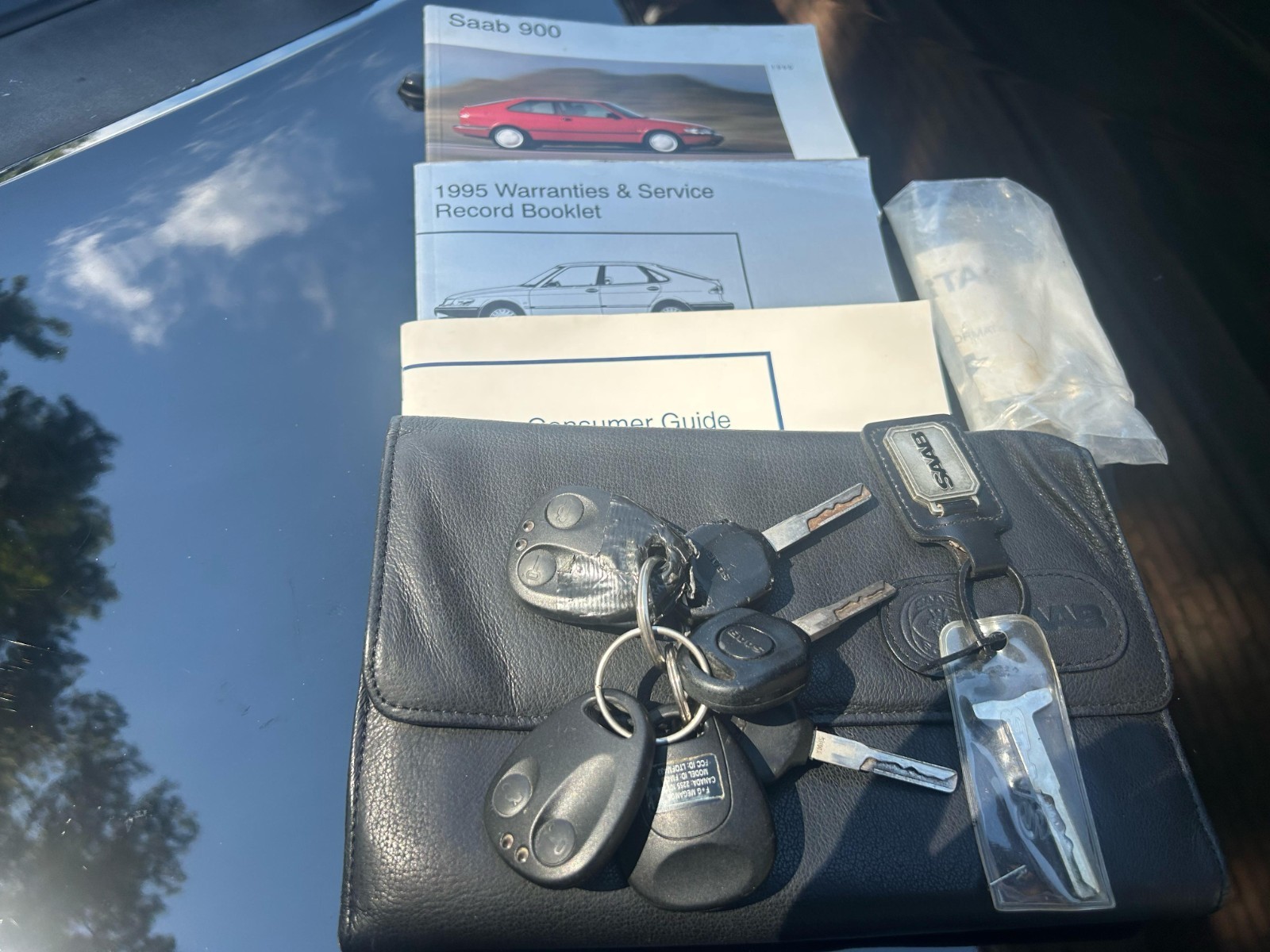 Saab-900-1995-Convertible-16