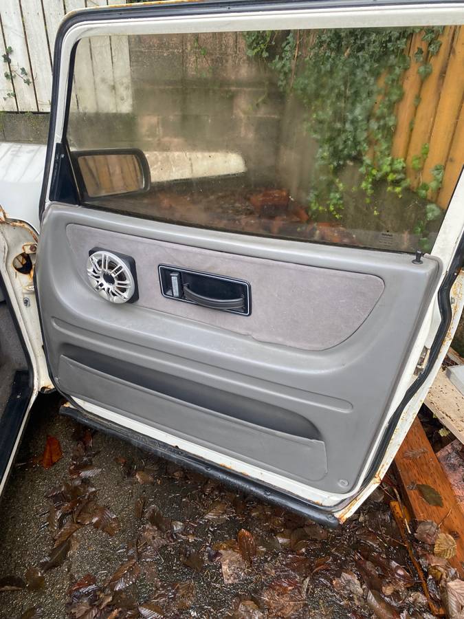 Saab-900-turbo-1992-white-4