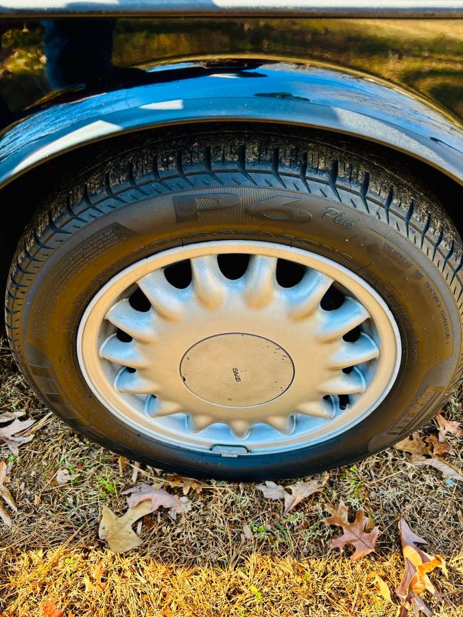 Saab-900s-1992-black-1