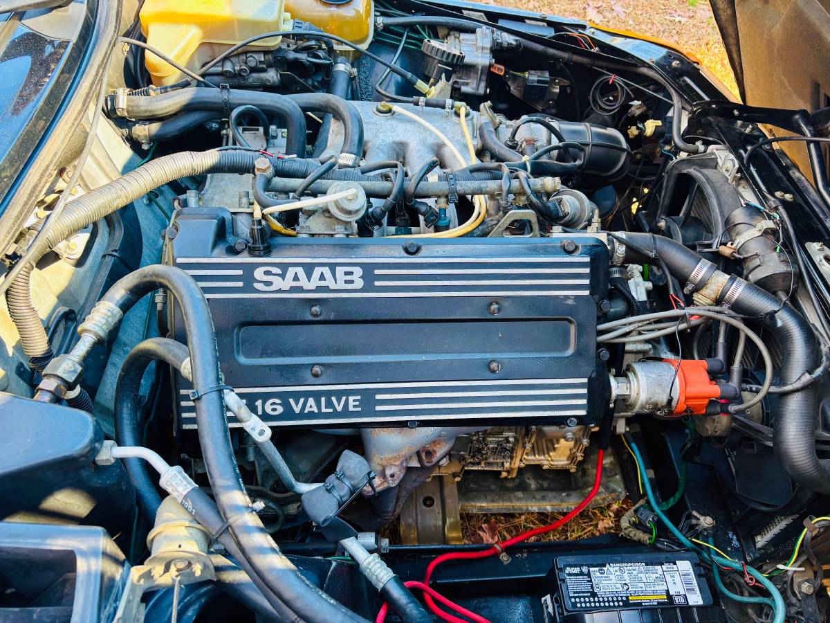 Saab-900s-1992-black-2