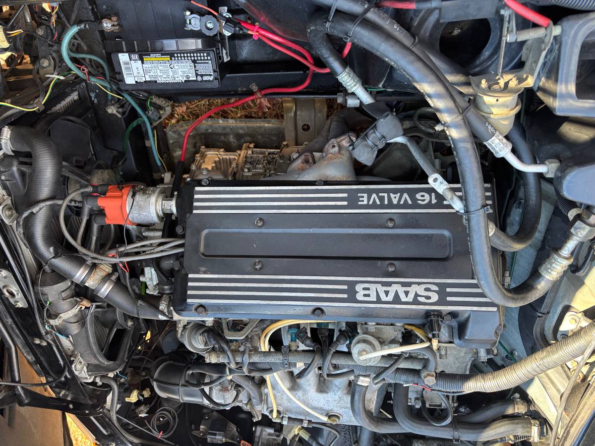 Saab-900s-1992-black-3