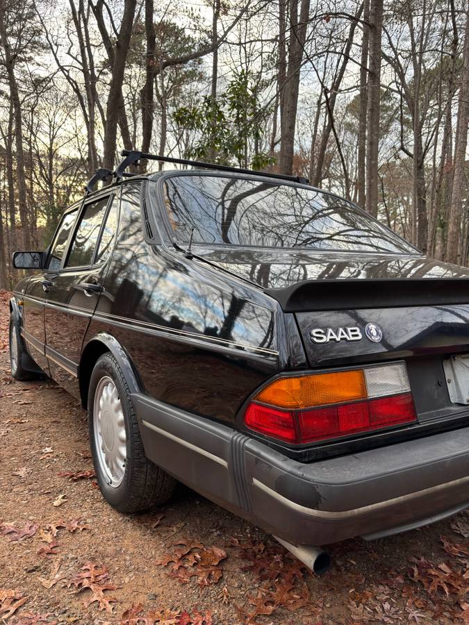 Saab-900s-1992-black-5