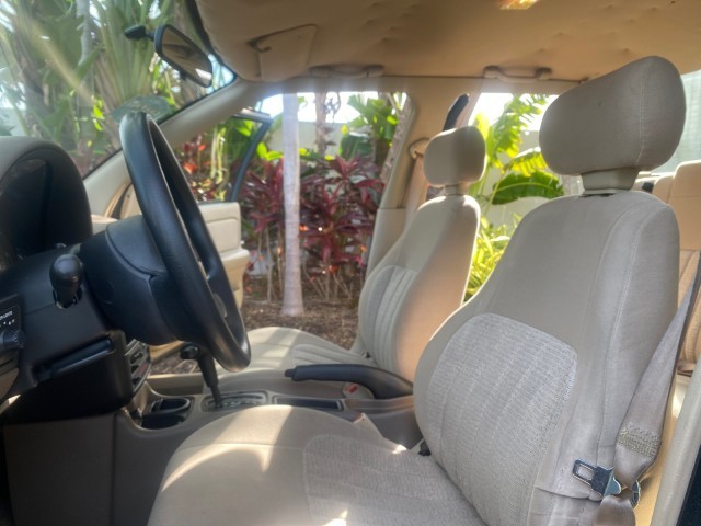 Saturn-S-Series-1995-Sedan-10