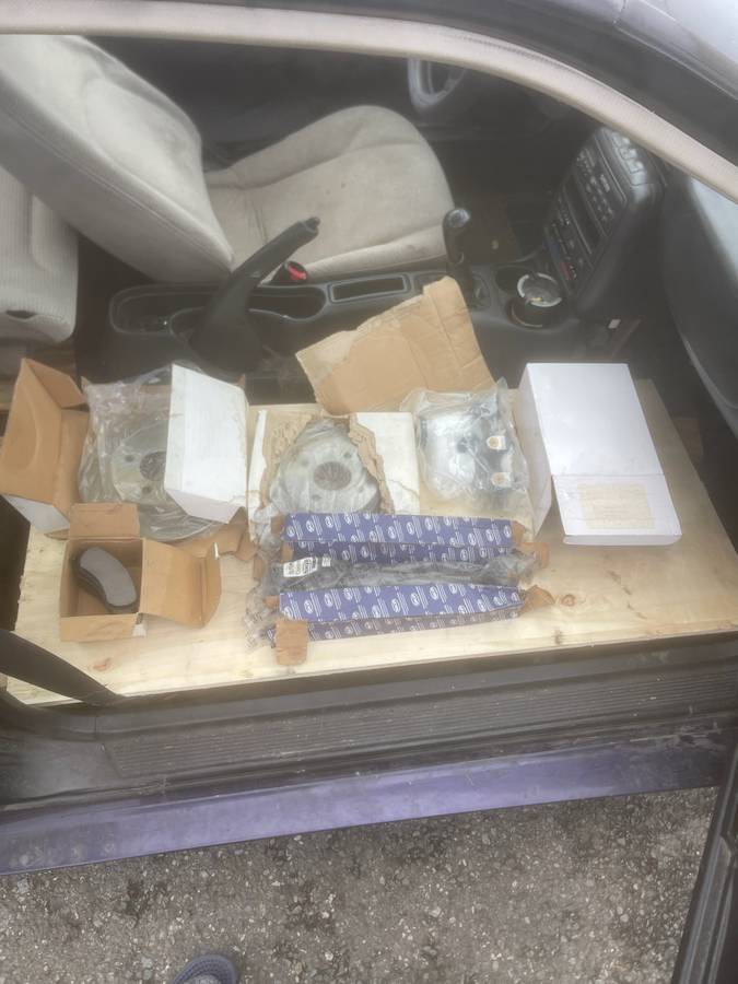 Saturn-sc-1-1996-purple