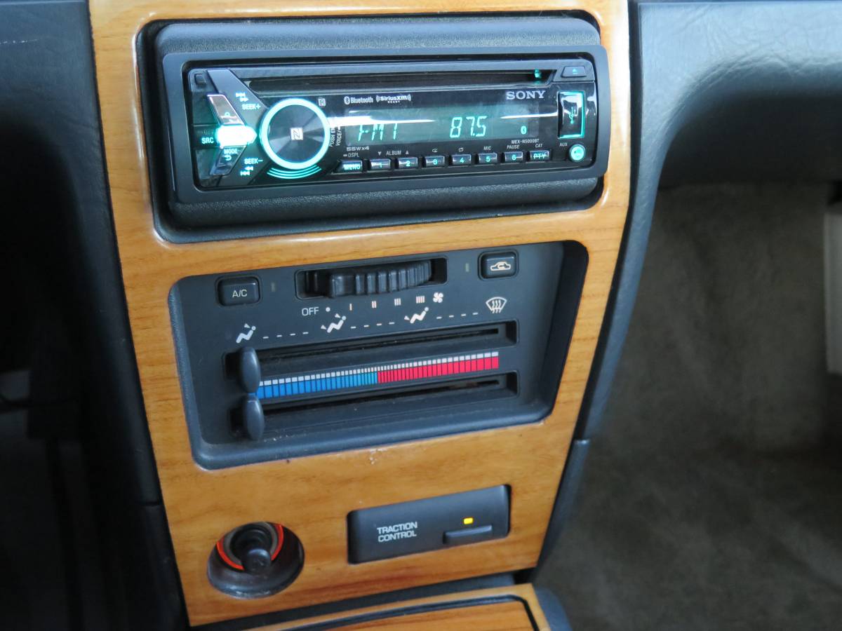 Saturn-sc2-1994-black-14