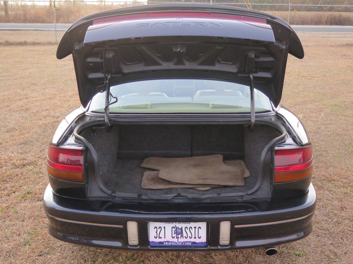 Saturn-sc2-1994-black-16