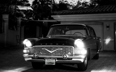 Soviet-Union-GAZ-13-1963-Sedan-1