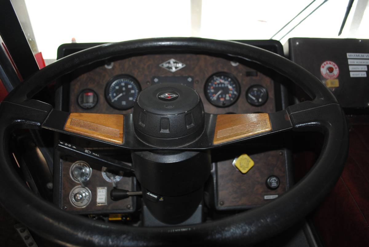 Spartan-central-states-fire-truck-cummins-diesel-1992-8