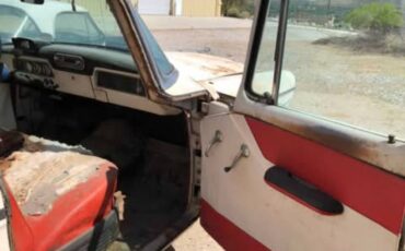 Studebaker-1957-white-4