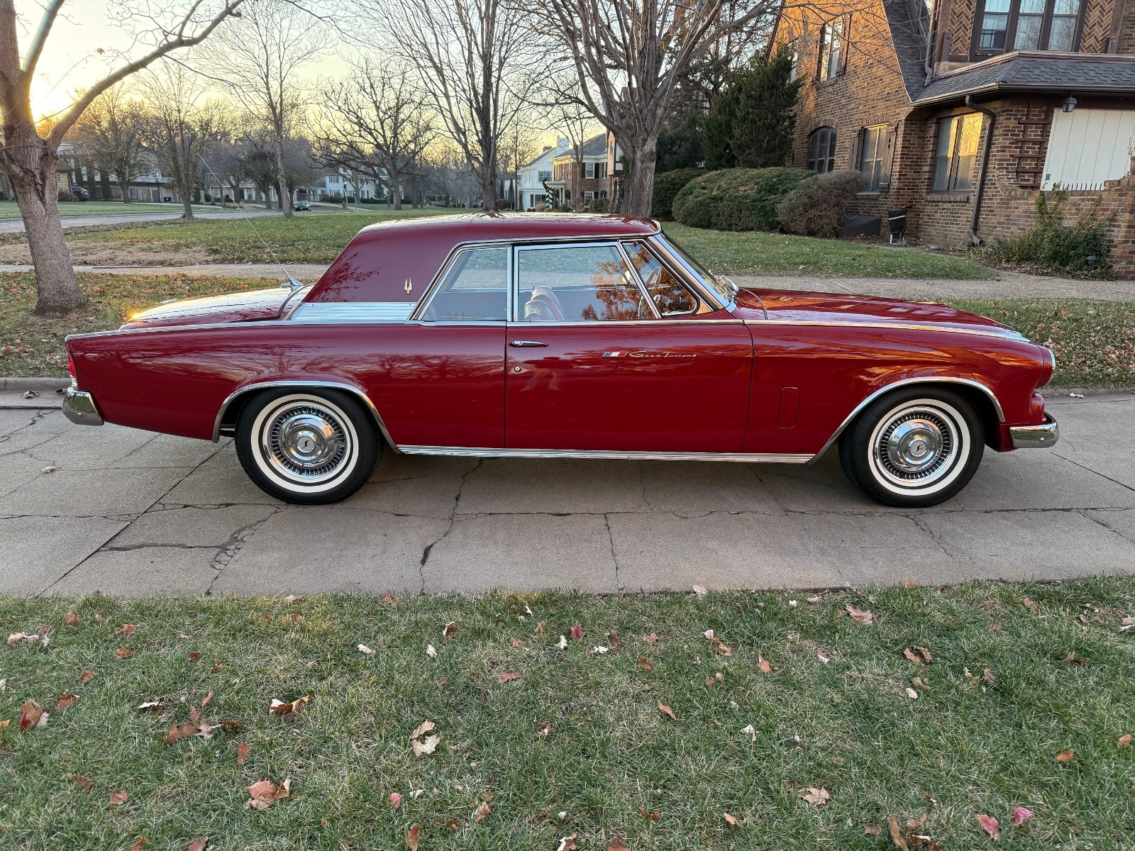 Studebaker-Gran-Turismo-1963-Coupe-4