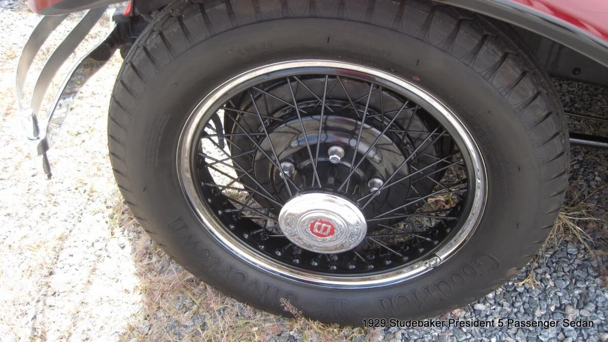 Studebaker-President-Eight-1929-Sedan-14