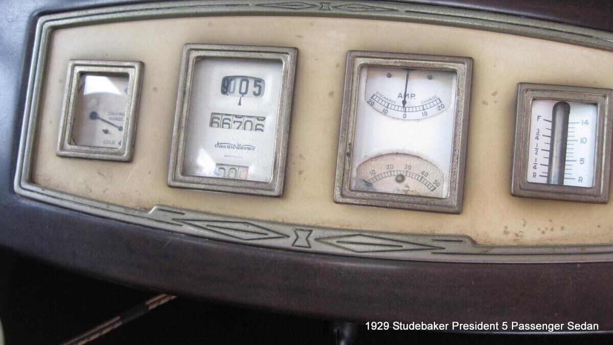 Studebaker-President-Eight-1929-Sedan-6