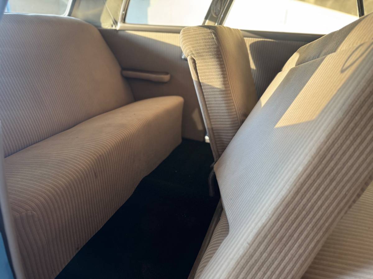 Studebaker-champion-1948-blue-20